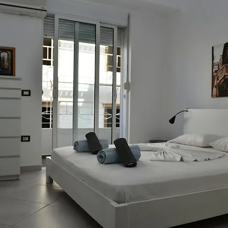 Gert * Sarandë